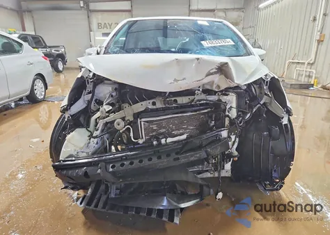 2016 Nissan Versa Note S z USA, uszkodzony, nr VIN 3N1CE2CPXGL405902